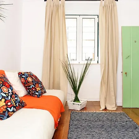 Cozy Junqueira Lisboa